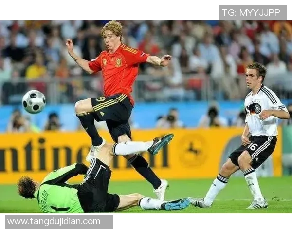 踢出胜负场的足球明星们如何在绿茵场上书写传奇人生